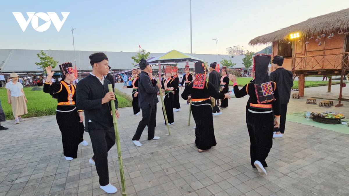 Mạ Grợ – Tết cầu may, cầu phúc của người Khơ Mú