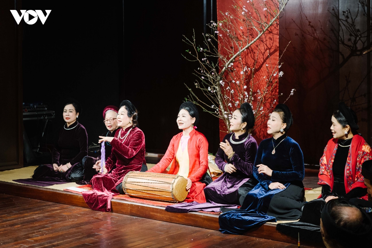 Dong kinh co nhac dong chay thanh am gin giu ky uc thang long xua hinh anh 2
