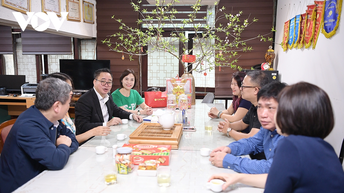 pho tgD vov pham manh hung tham, dong vien cac don vi truc san xuat chuong trinh tet hinh anh 11