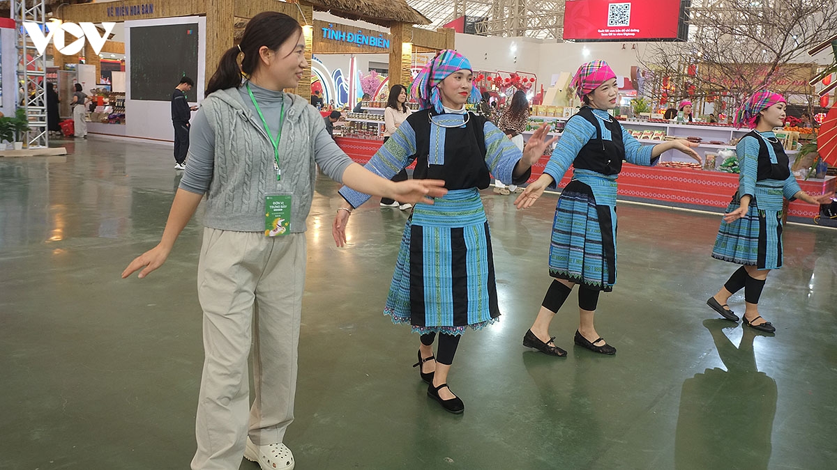 van hoa vung cao tao dau an manh me tai hoi cho mua xuan 2026 hinh anh 1
