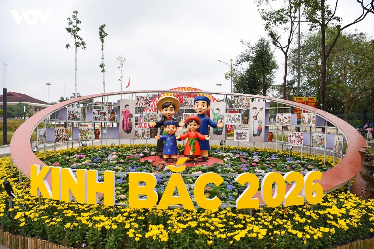 Duong hoa xuan kinh bac, bac ninh thu hut khach dip tet binh ngo 2026 hinh anh 3