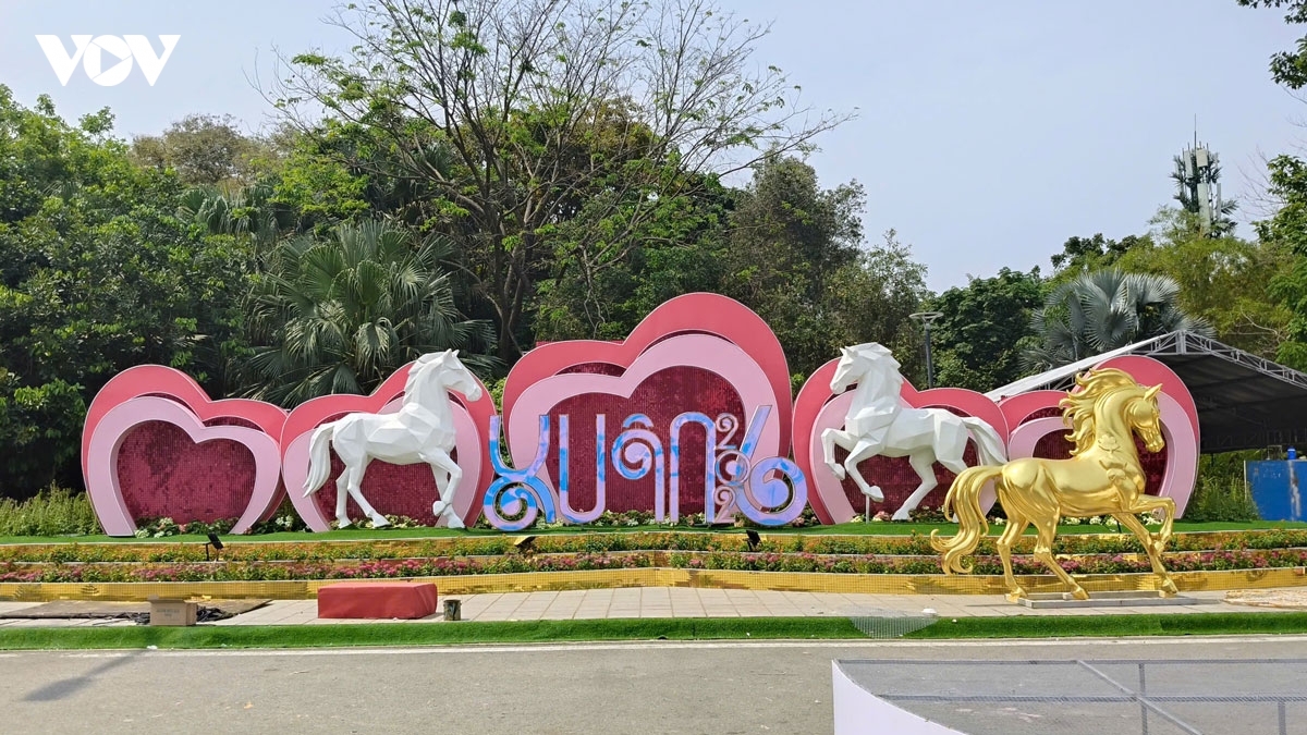 linh vat tai duong hoa thanh pho moi binh duong lo dien hinh anh 1