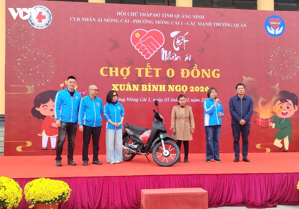 Am ap cho tet 0 dong bien gioi mong cai quang ninh hinh anh 1