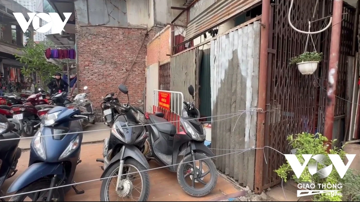 ha noi ban quan ly cho nga tu so rao cap gay kho khan di lai va sinh hoat hinh anh 3