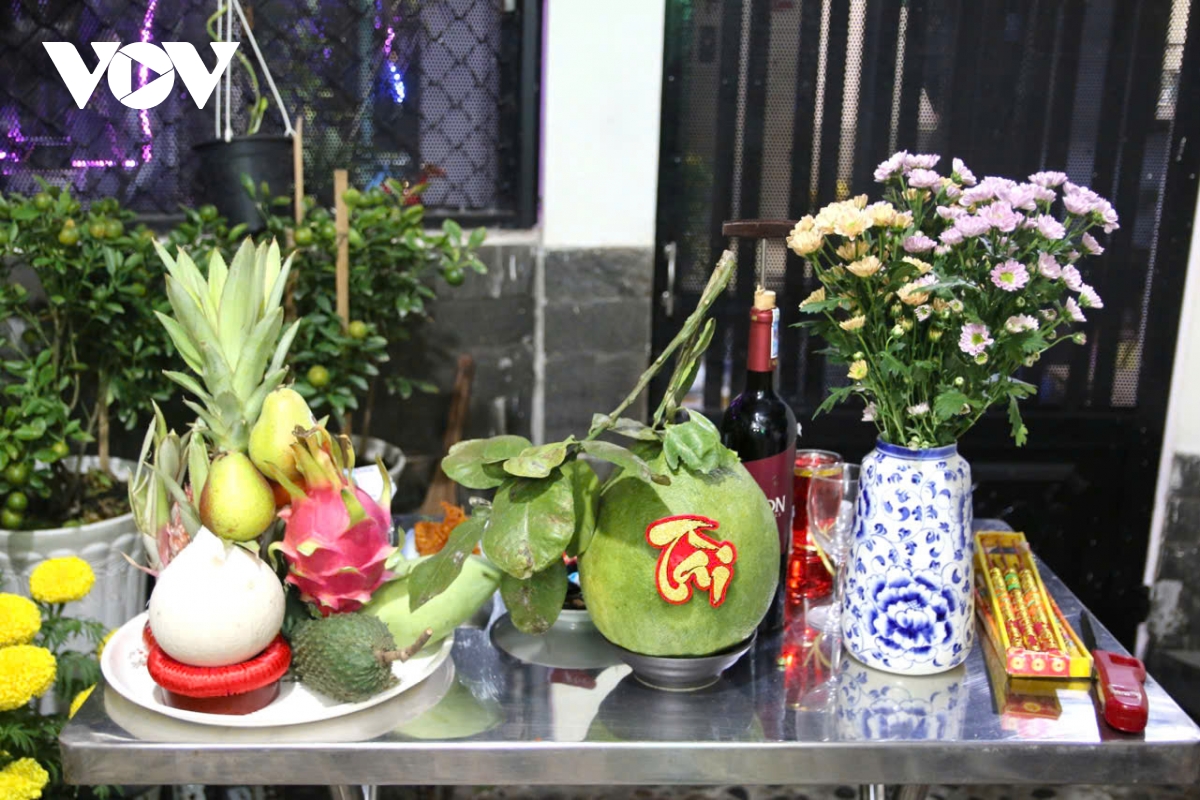 Tết giữ nếp nhà