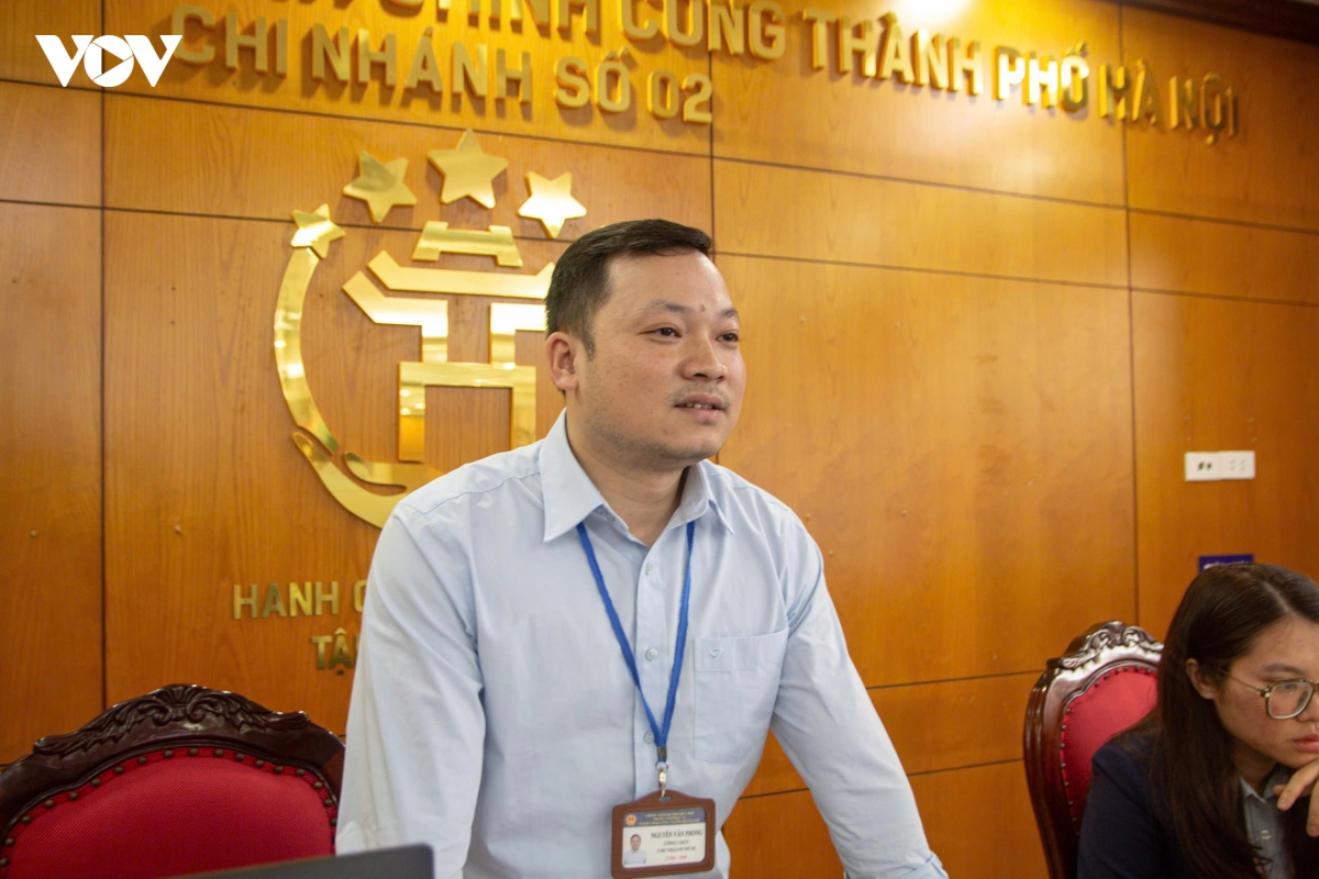 cac co quan cong so ha noi nghiem tuc lam viec ngay dau nam moi hinh anh 10