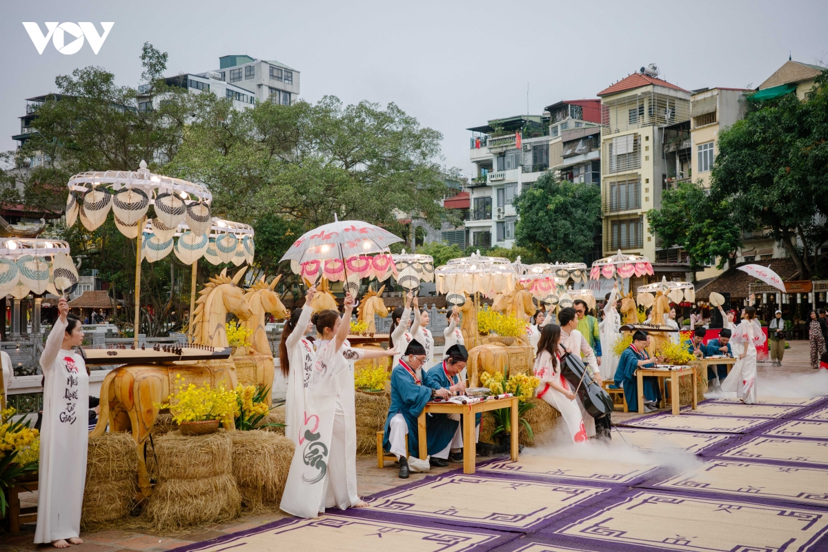 khai hoi chu xuan binh ngo 2026, ton vinh dao hoc va truyen thong hieu hoc hinh anh 4