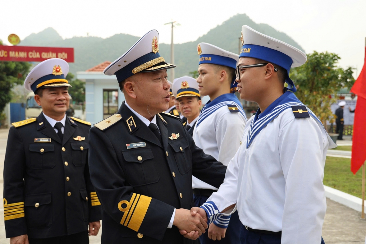 tet cua nhung nguoi linh hai quan trong may hinh anh 4