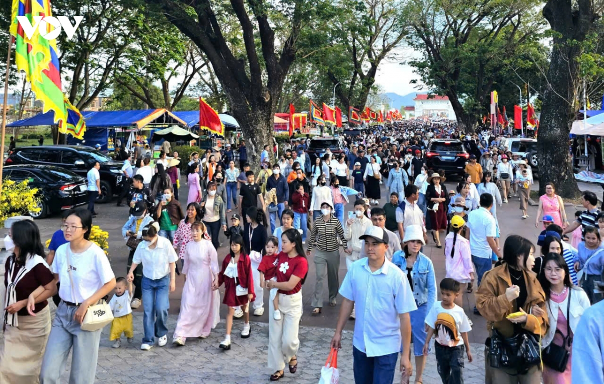 gia lai don gan 850.000 luot khach dip tet nguyen dan binh ngo 2026 hinh anh 1
