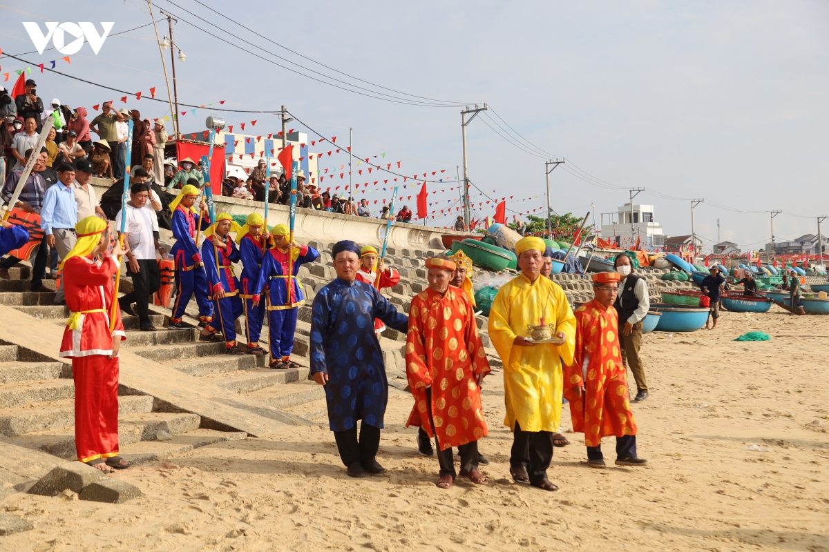 ngu dan van tuong quang ngai ra khoi dau xuan vi mot nghe ca ben vung hinh anh 6
