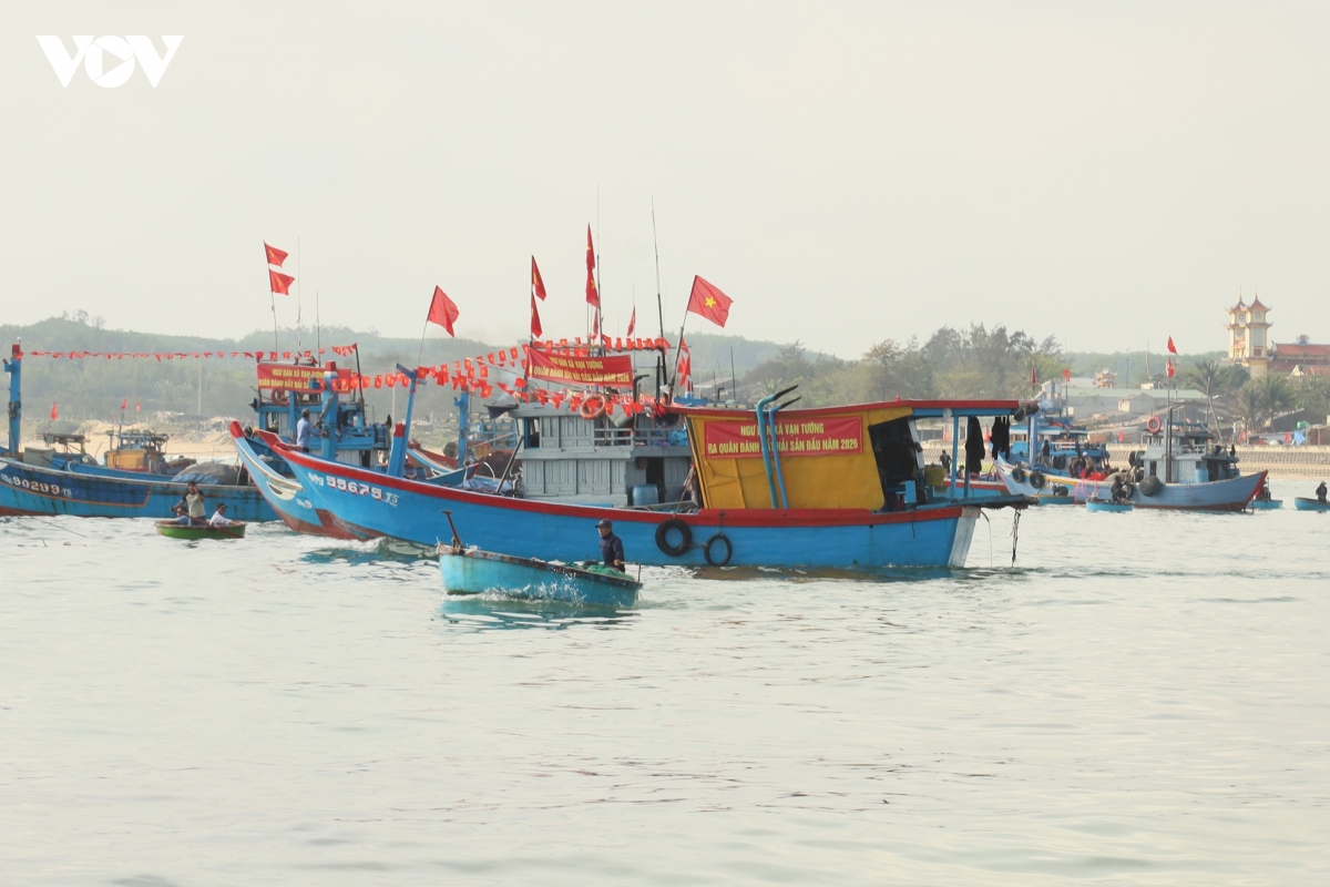 ngu dan van tuong quang ngai ra khoi dau xuan vi mot nghe ca ben vung hinh anh 1