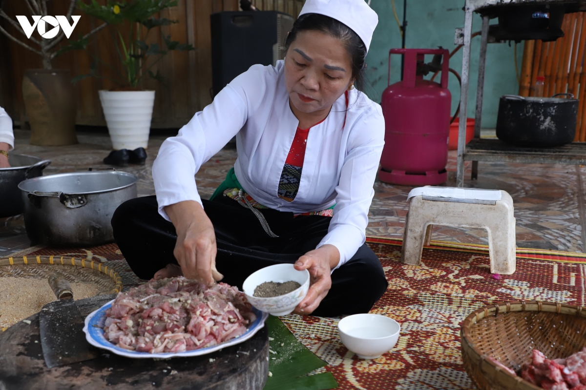 bep lua ngay xuan va mam co tet cua nguoi muong o cuc phuong, ninh binh hinh anh 11