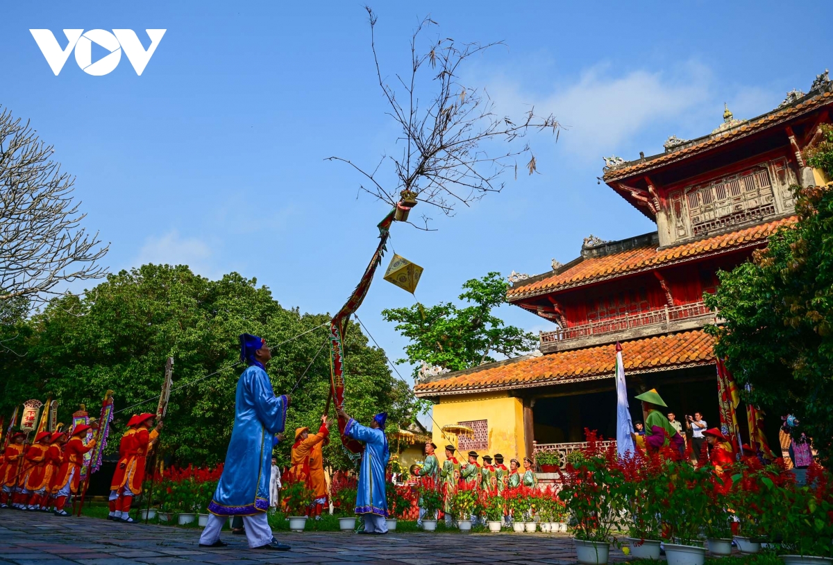 Lễ Hạ nêu tại Đại Nội Huế: Khép lại Tết cổ truyền, mở đầu một năm mới bình an