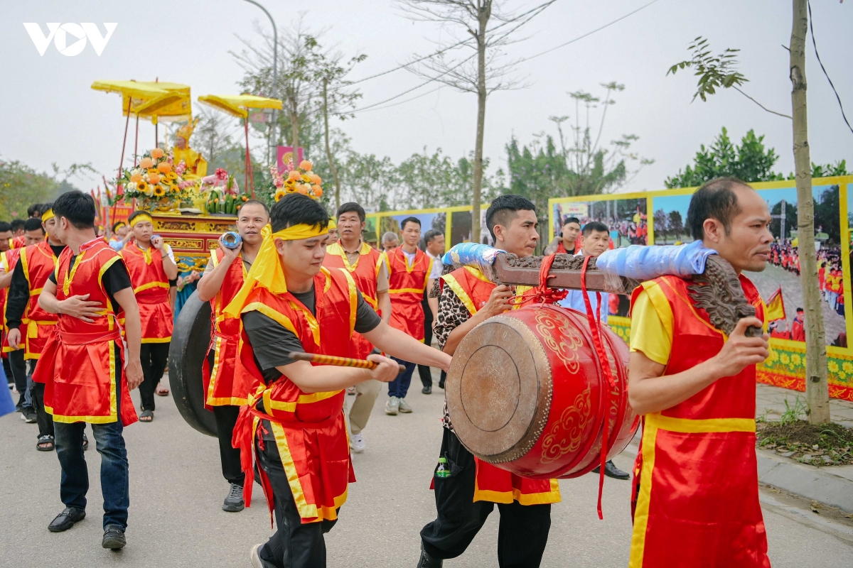Den sai va nghi le ruoc vua song doc nhat vo nhi hinh anh 13