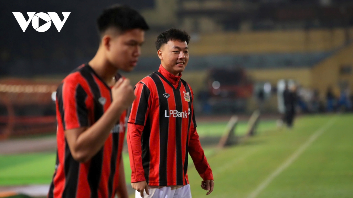 Tuyển thủ U23 Việt Nam đứt dây chằng, chia tay V-League 2025/2026