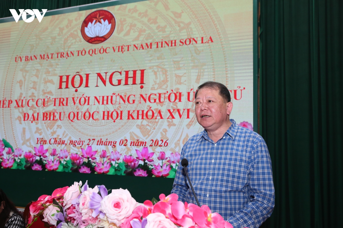 nguoi ung cu dai bieu quoc hoi khoa xvi tiep xuc cu tri son la hinh anh 2