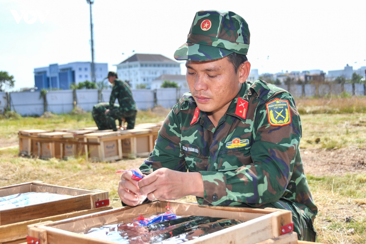 an giang hoan tat moi cong tac chuan bi ban phao hoa dem giao thua hinh anh 3