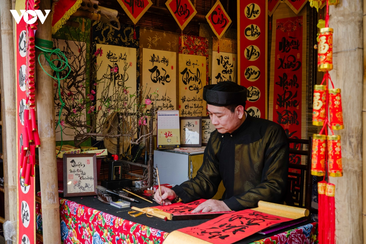 xin chu dau nam net dep van hoa gui gam uoc vong mua xuan hinh anh 5