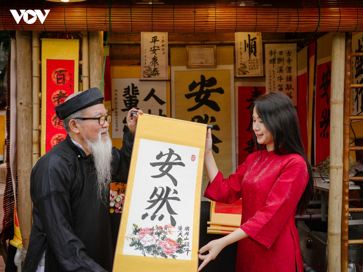 xin chu dau nam net dep van hoa gui gam uoc vong mua xuan hinh anh 7