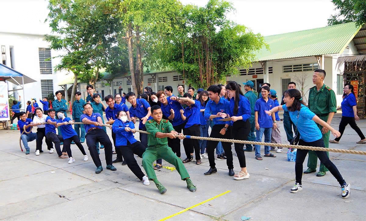 thap sang mua xuan bien cuong hinh anh 2