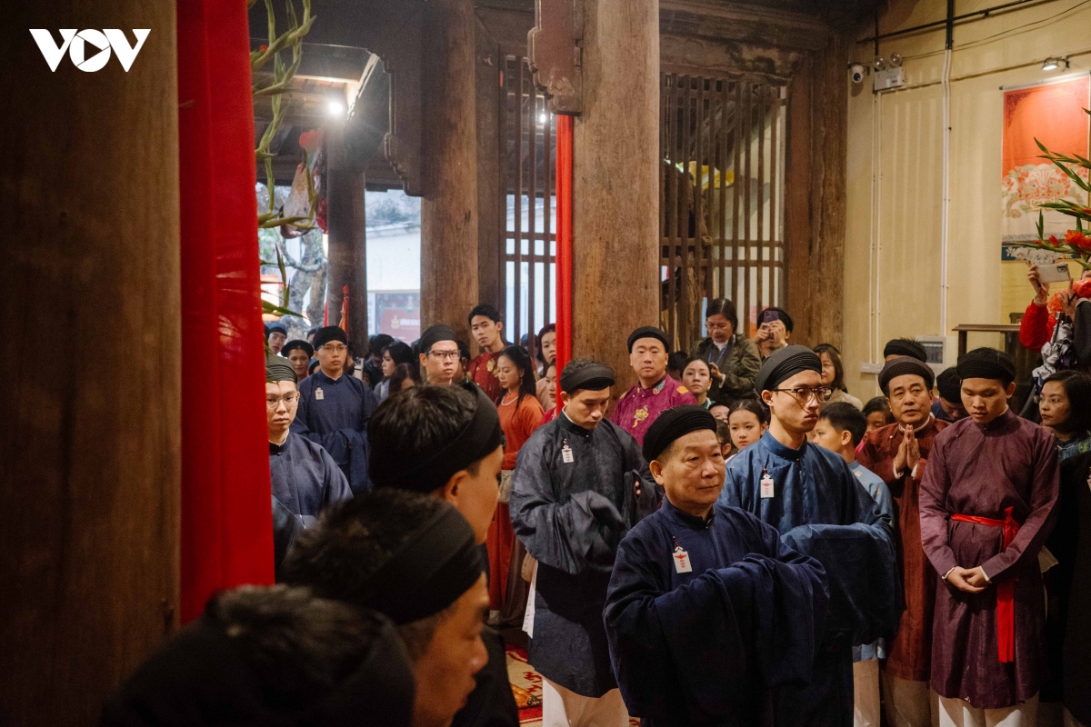 sac xuan thang long tro ve qua nhung nghi le giua pho co hinh anh 21