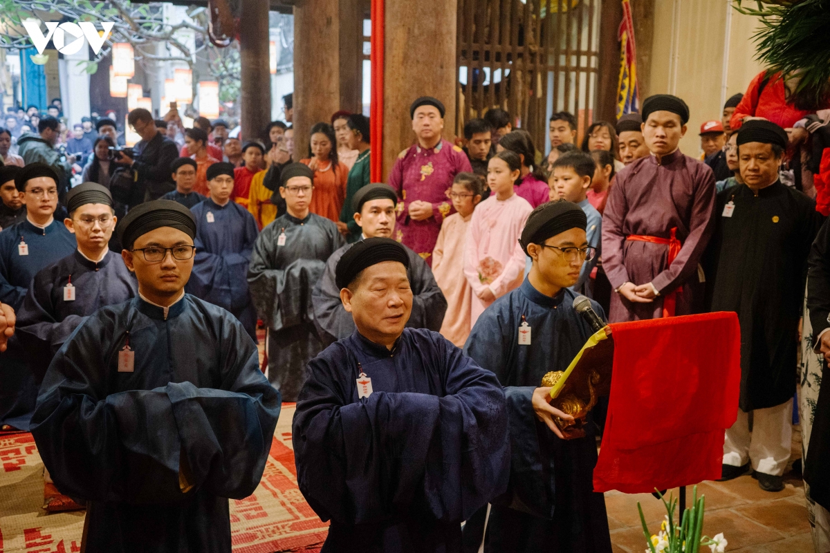 sac xuan thang long tro ve qua nhung nghi le giua pho co hinh anh 22