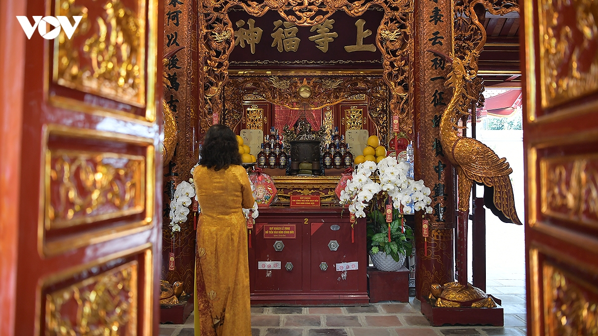 Dau xuan di le thang long tu tran, net dep van hoa lau doi cua nguoi ha noi hinh anh 9