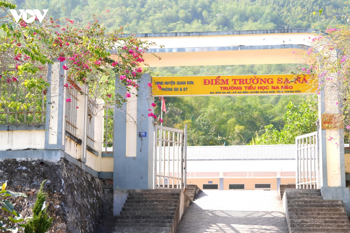 xuan moi tren ban sa na tu ky uc lu du den hanh trinh hoi sinh ben bi hinh anh 8