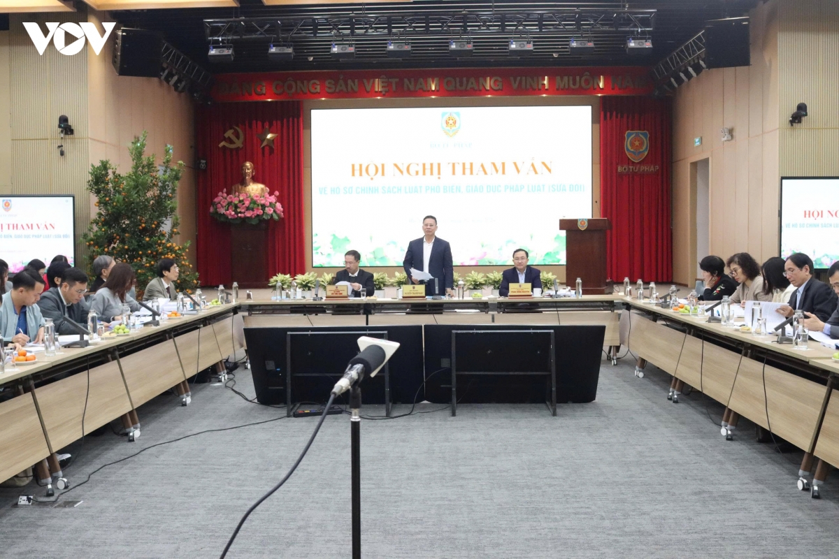 bo tu phap tham van du thao luat pho bien, giao duc phap luat sua doi hinh anh 1