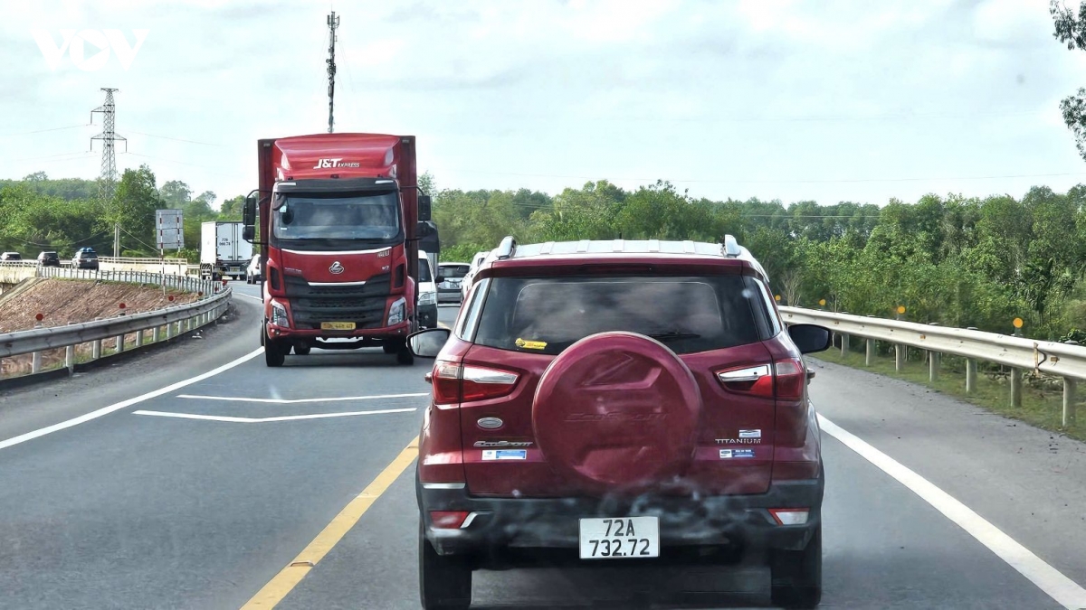 Dam bao an toan giao thong tuyen cam lo -la son va la son -hoa lien dip tet hinh anh 2