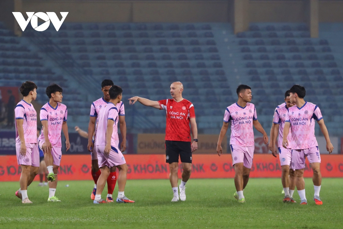 ket qua vong 14 v-league 2025 2026 cahn va Da nang thang dam hinh anh 7