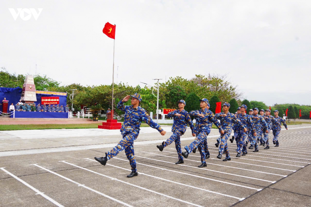 soi noi le ra quan huan luyen nam 2026 tren quan dao truong sa hinh anh 1