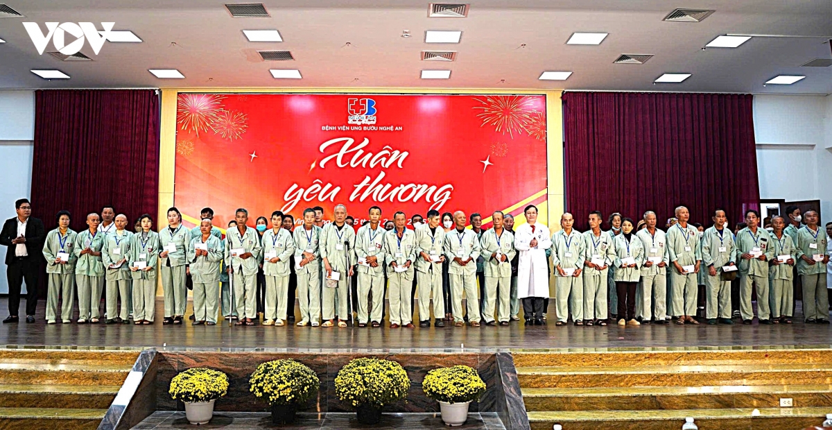  xuan yeu thuong 2026 den voi 400 benh nhan ung thu o nghe an hinh anh 1