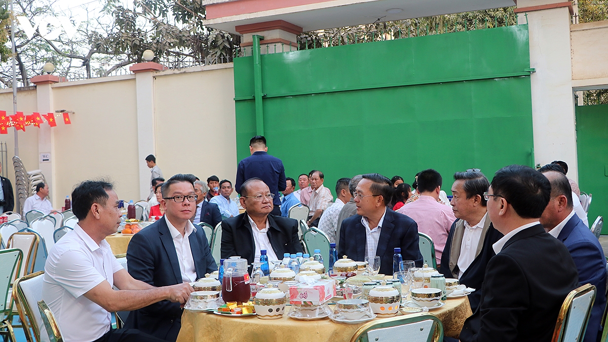 Am ap chuong trinh xuan que huong cua cong dong nguoi viet o tay bac campuchia hinh anh 6