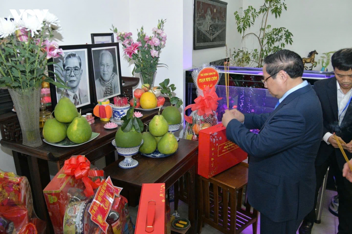 thu tuong pham minh chinh tham, chuc tet nguyen lanh dao Dang, nha nuoc hinh anh 6