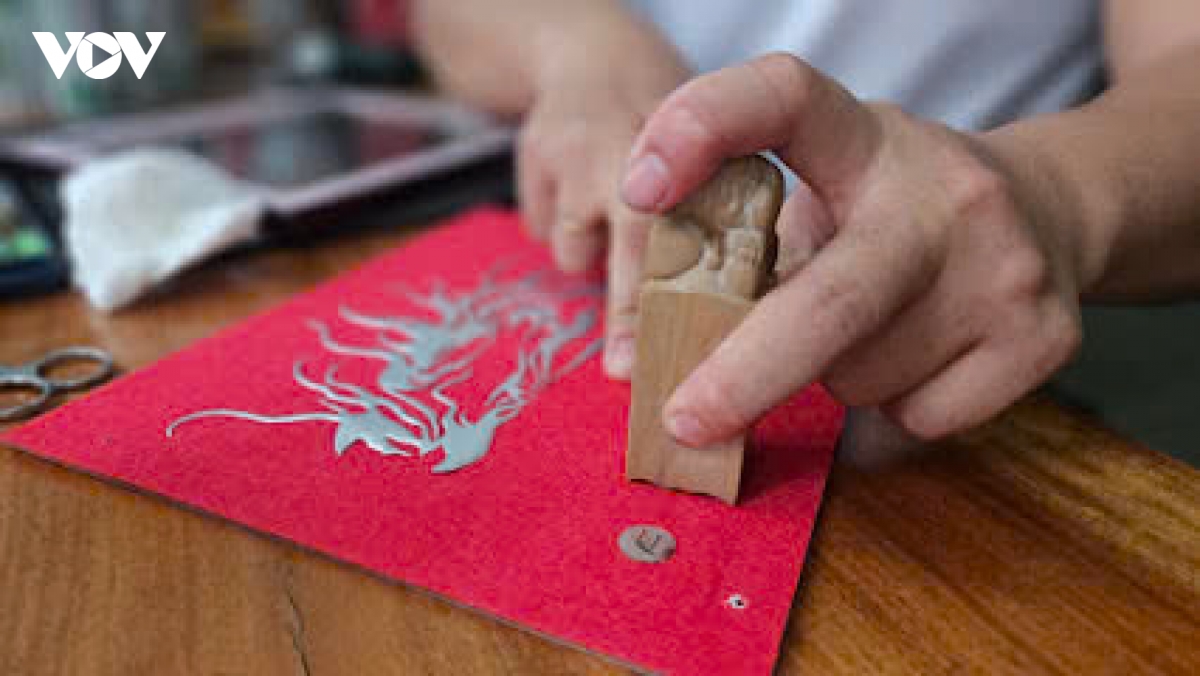 so hoa tranh vo lon thoi canh tranh hinh anh 12