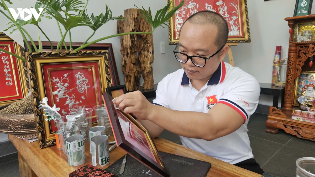 so hoa tranh vo lon thoi canh tranh hinh anh 9