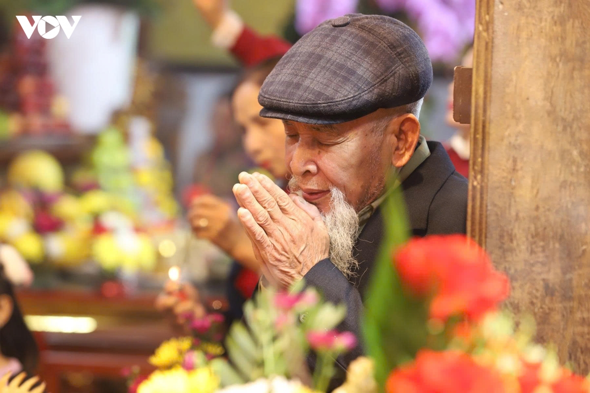 phu day dem dau xuan, khach phuong tay ngo ngang hoa minh chiem bai, xin loc mau hinh anh 11