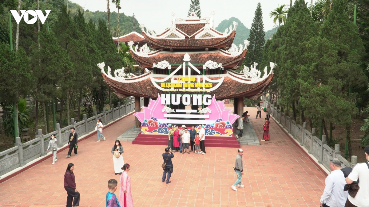 le hoi chua huong 2026 siet quan ly, nang tam diem den tam linh hinh anh 6