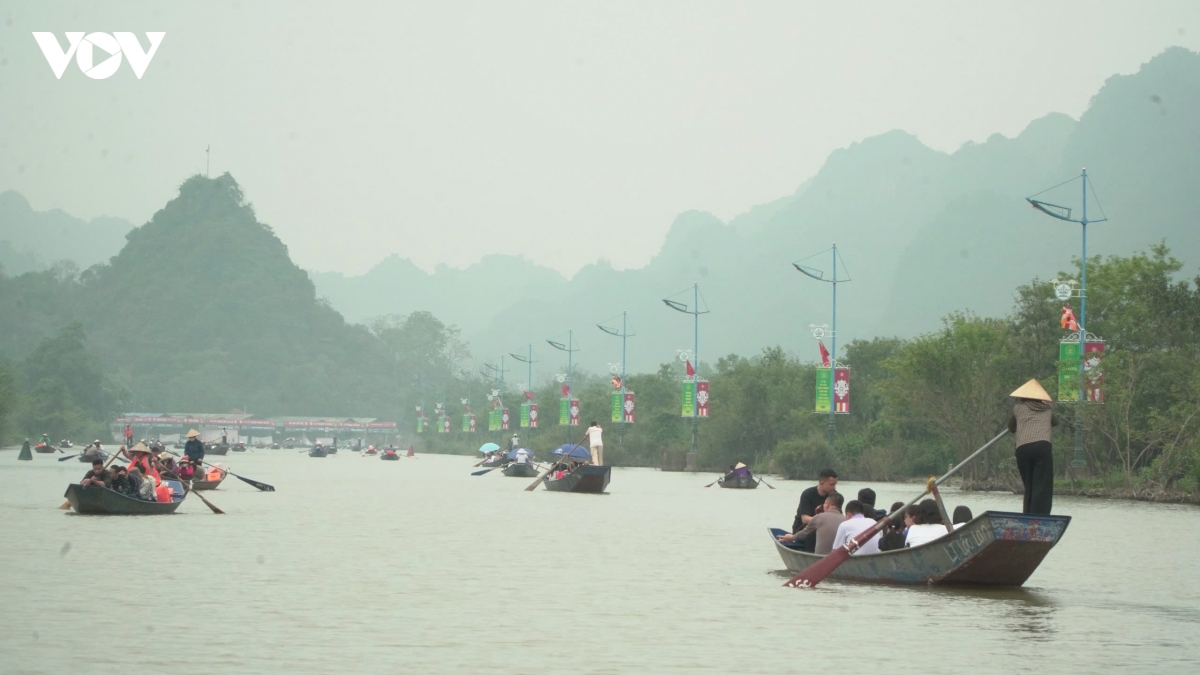 le hoi chua huong 2026 siet quan ly, nang tam diem den tam linh hinh anh 2