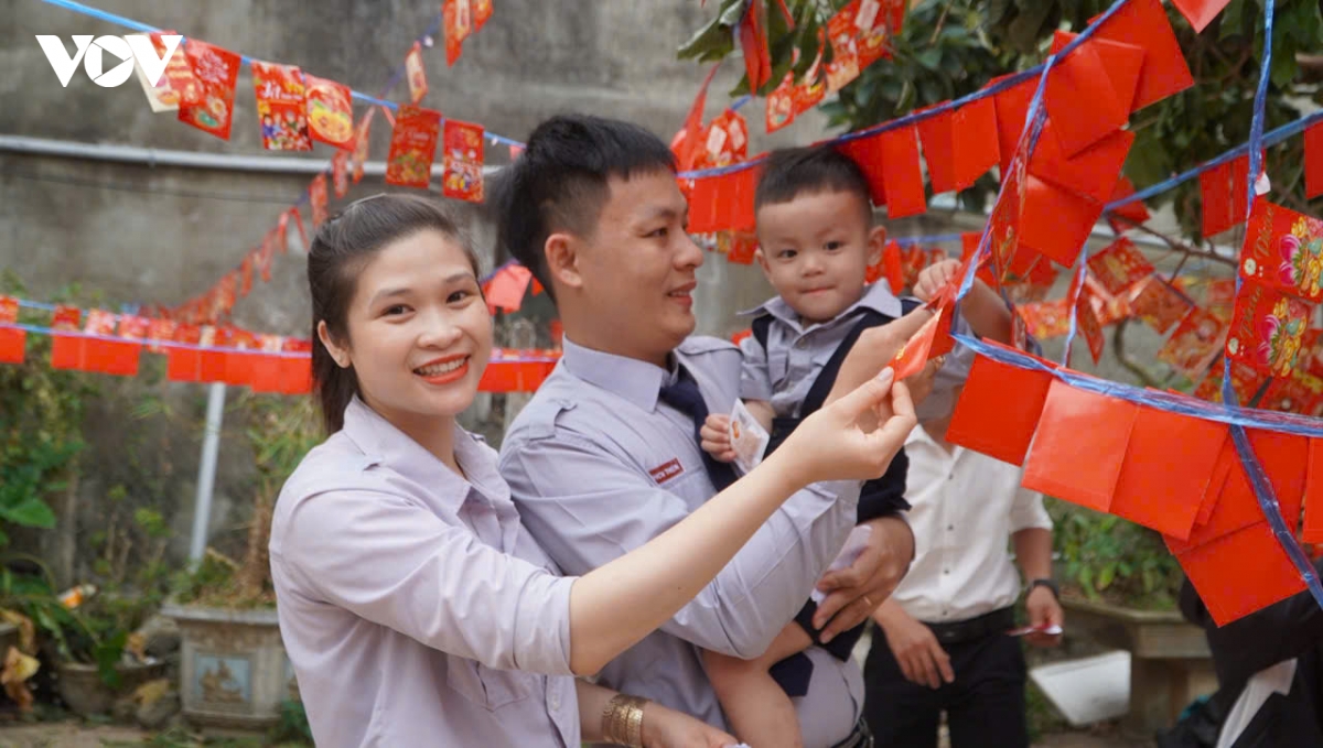 tu loc chua lang chai den sac hoa giua long do thi quang ngai hinh anh 2