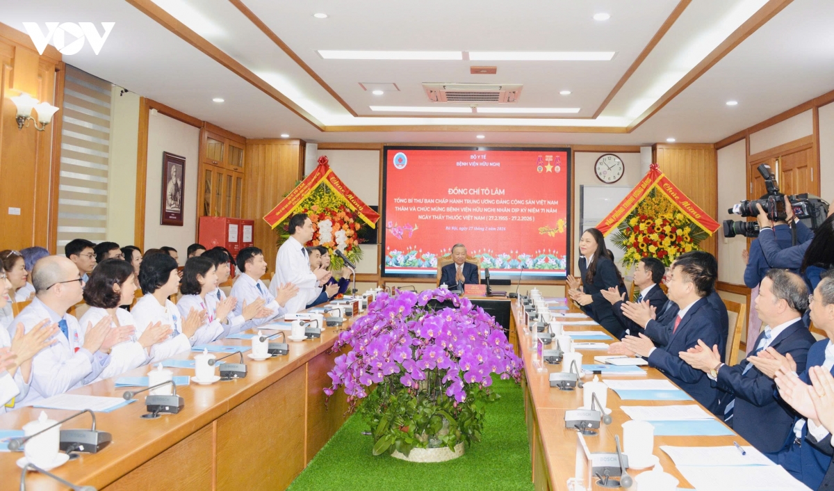 moi thay thuoc phai la diem tua cua nguoi benh trong nhung thoi khac kho khan nhat hinh anh 1