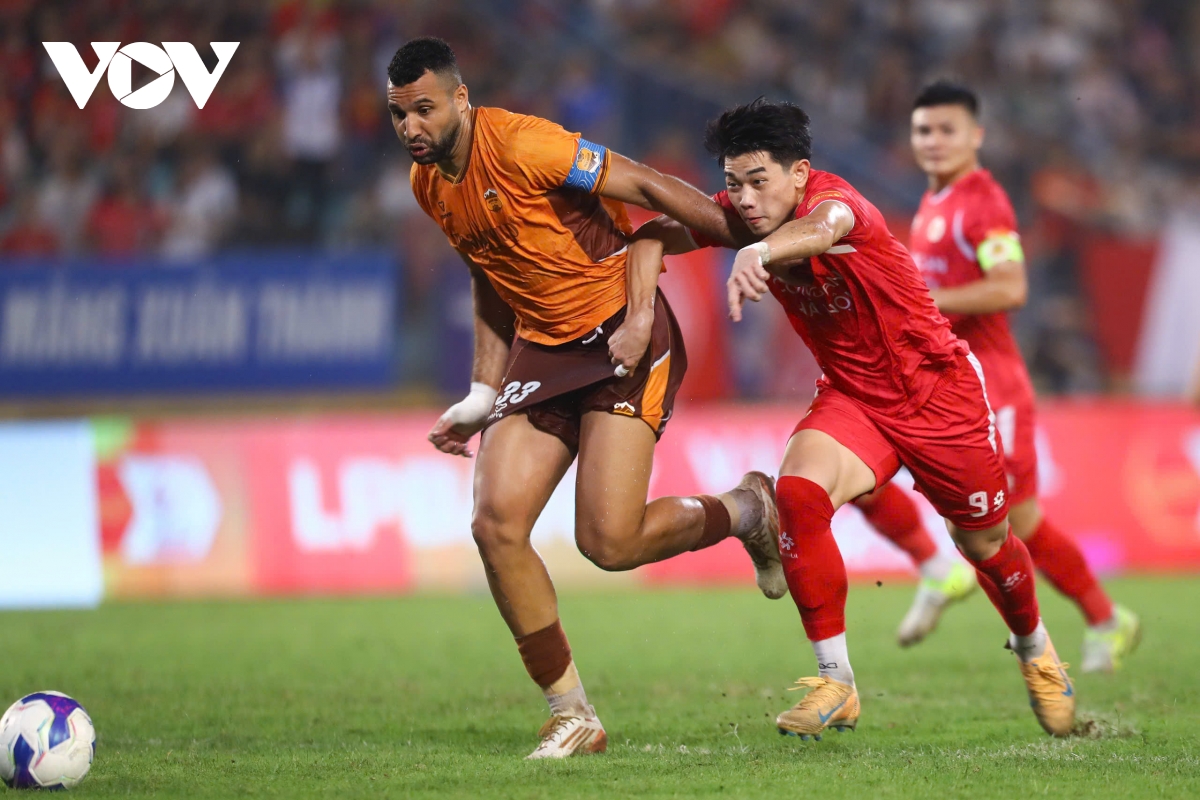 ket qua vong 14 v-league 2025 2026 cahn va Da nang thang dam hinh anh 28