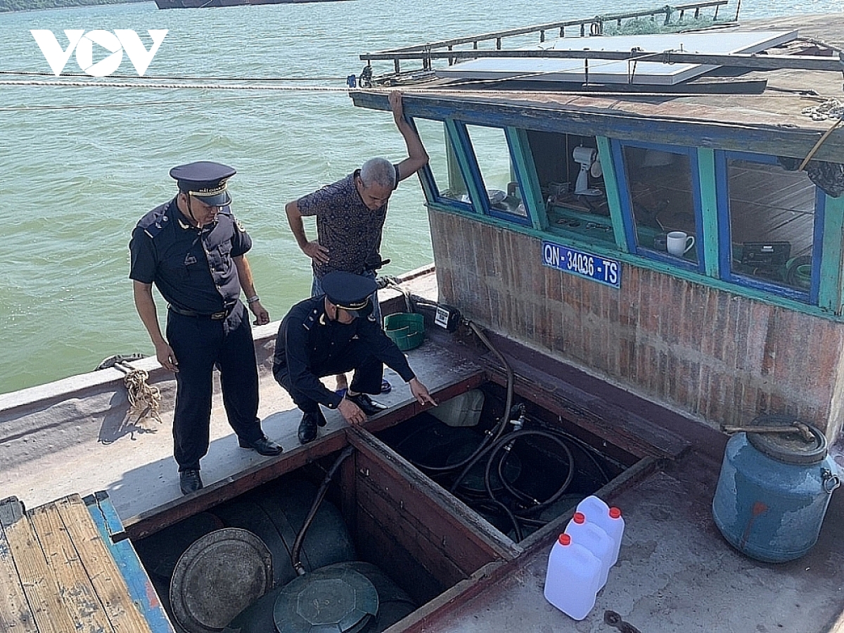 hai quan trien khai dong bo giai phap chong buon lau xang dau qua bien gioi hinh anh 1