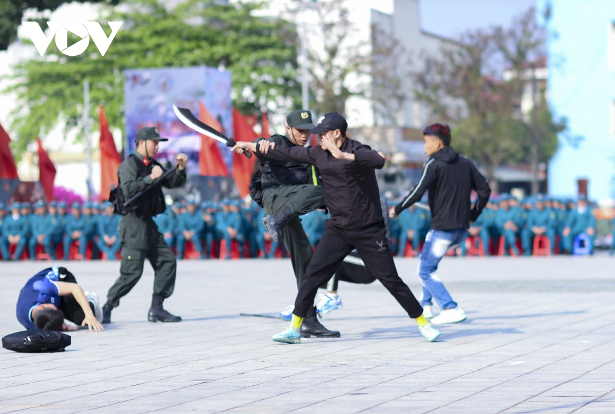 Lực lượng vũ trang Điện Biên ra quân huấn luyện 2026 đầy khí thế