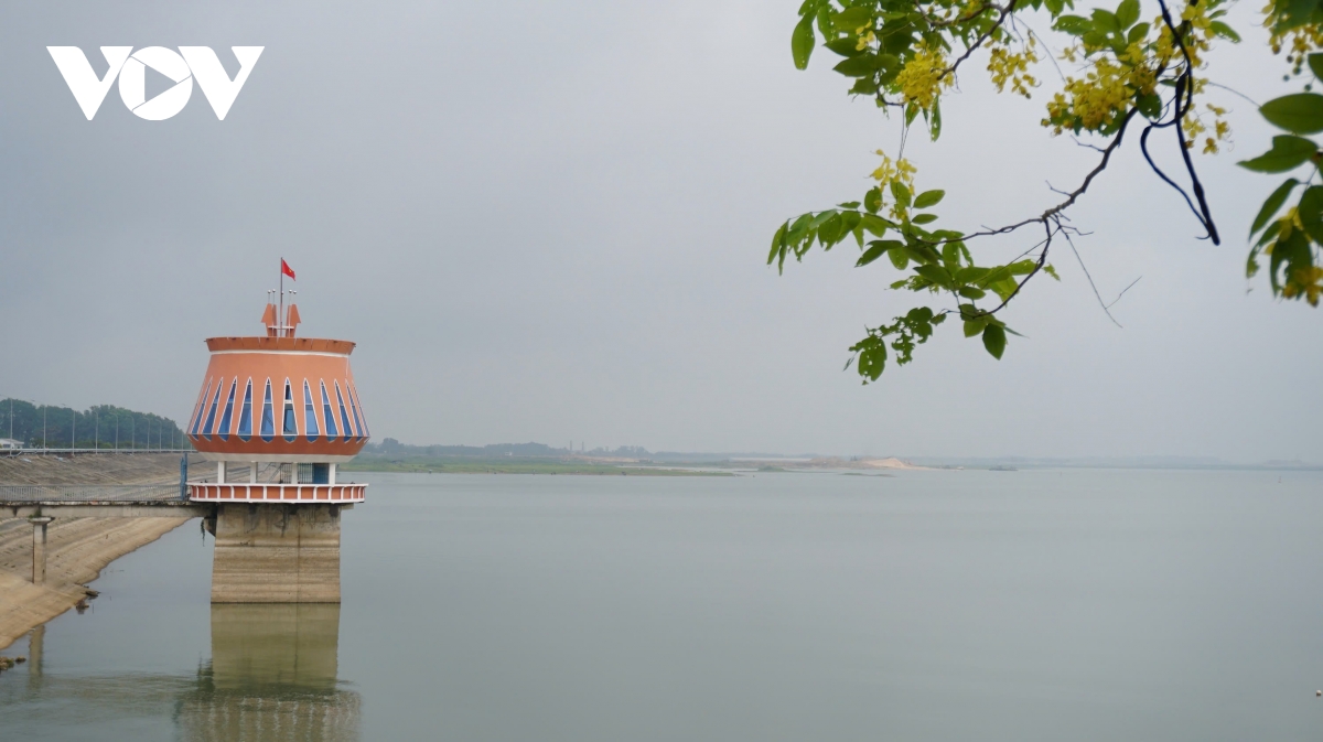 16 ho, ao o tay ninh duoc dua vao danh muc cam san lap hinh anh 1