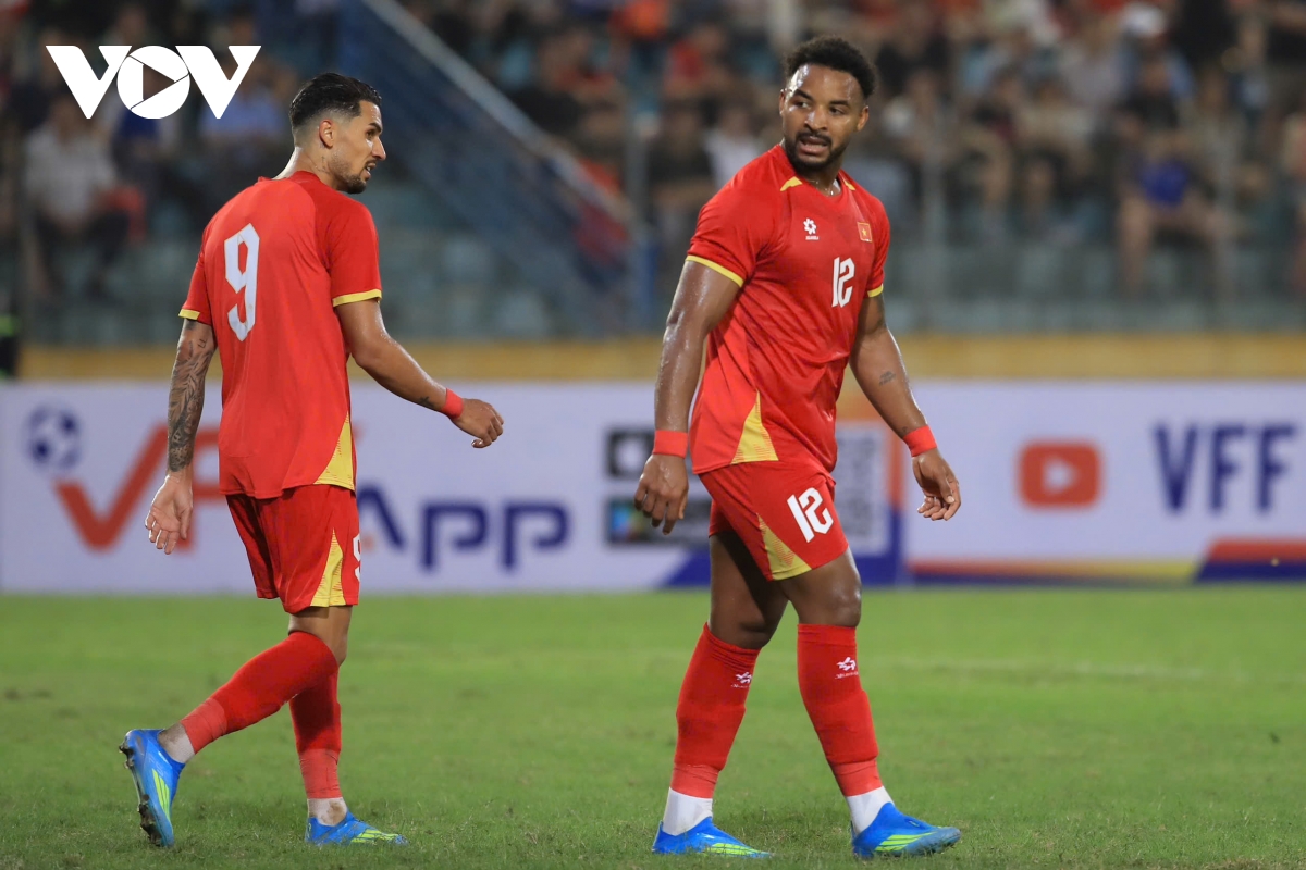 Doi hinh Dt viet nam va Dt malaysia thay doi ra sao so voi tran luot di hinh anh 2