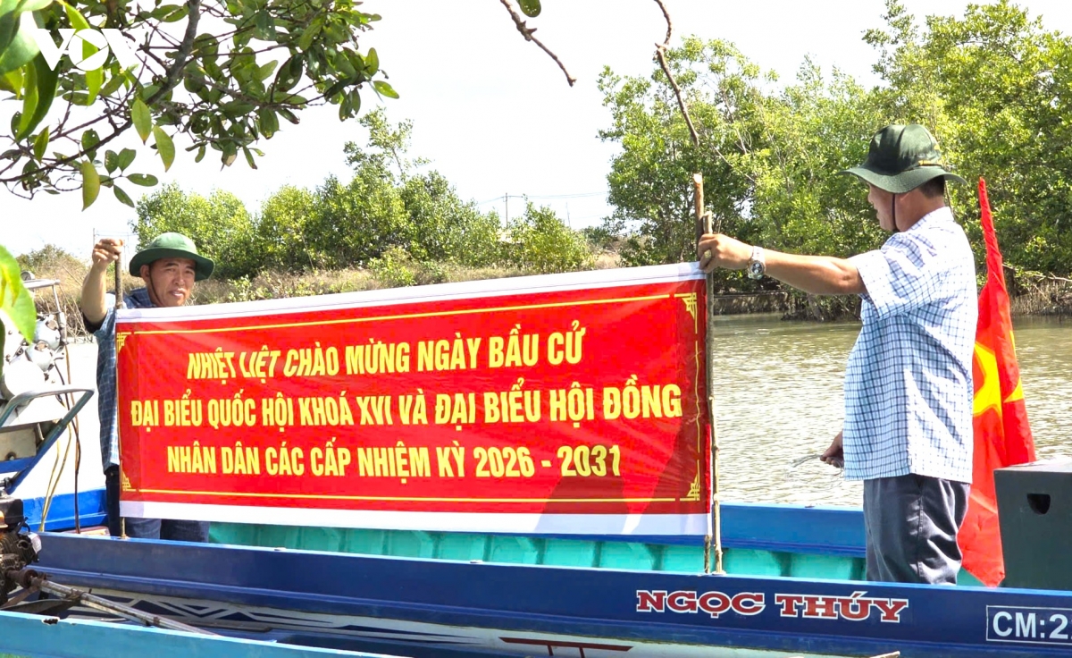 lenh denh song nuoc mang thong tin bau cu den nguoi dan hinh anh 1