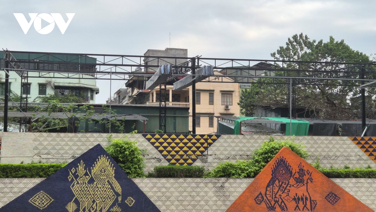 Ăn ở nhếch nhác càng lâu càng là mảnh đất màu mỡ của tin đồn