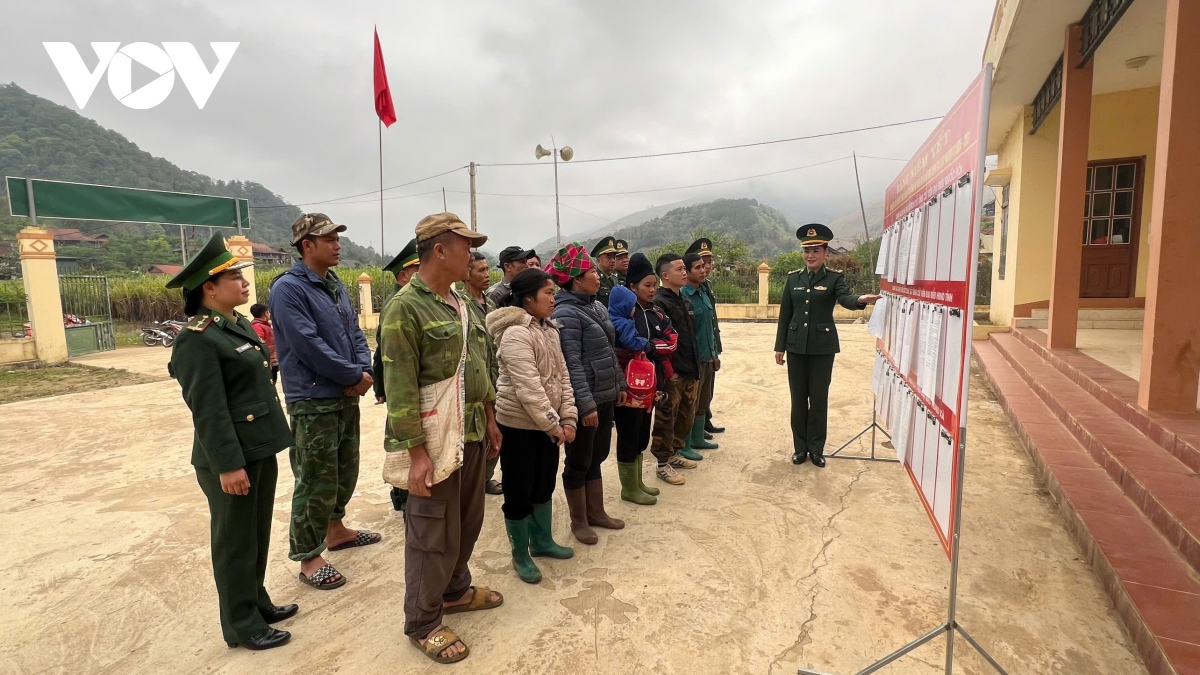can ngay bau cu, bo doi bien phong son la len nuong, xuong ban de tuyen truyen hinh anh 6